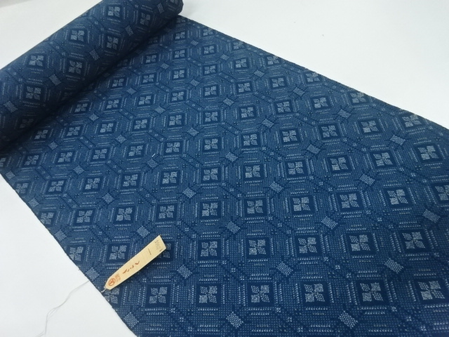 JAPANESE KIMONO / ANTIQUE BOLT FOR KIMONO / WOOL / FLOWERS